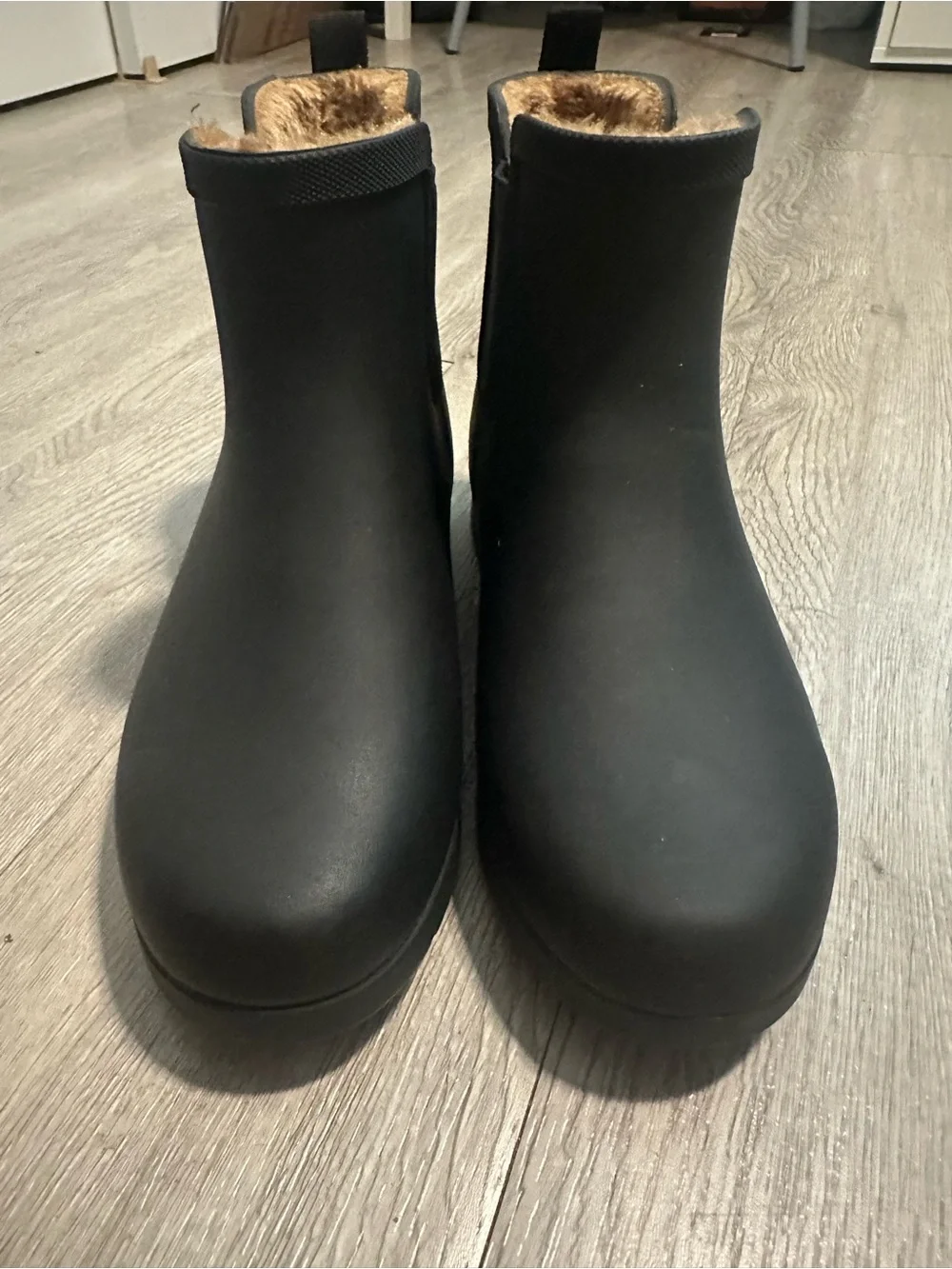 Chooka Women's Delridge Chelsea Rain Boot Short Waterproof Rain Boots Sz 8